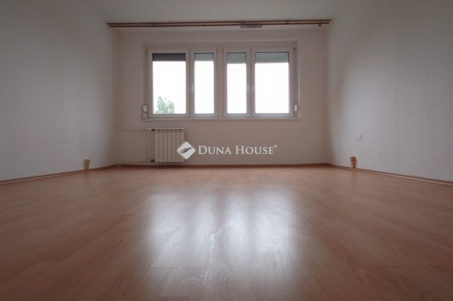 Eladó panellakás, Kecskeméten, Győzelem utcában 35.99 M Ft