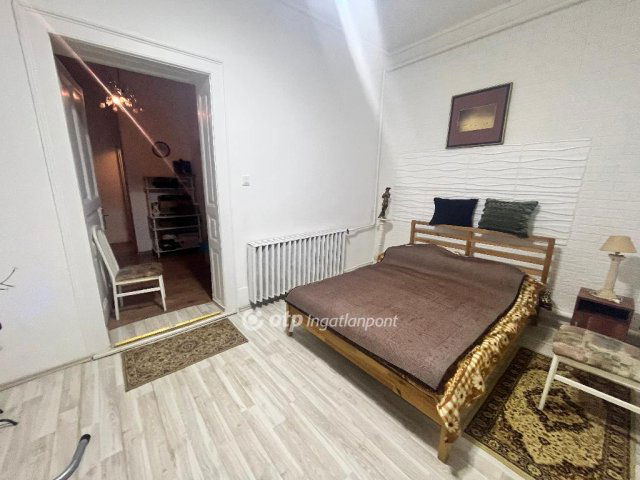 Eladó családi ház, Jászladányon 26.99 M Ft, 4 szobás