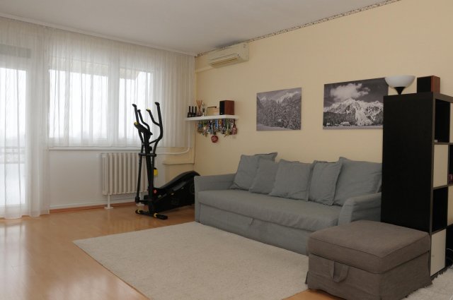 Eladó panellakás, Budapesten, XXI. kerületben 63.9 M Ft, 2 szobás