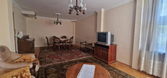 Kiadó téglalakás, albérlet, Cegléden 180 E Ft / hó, 2 szobás