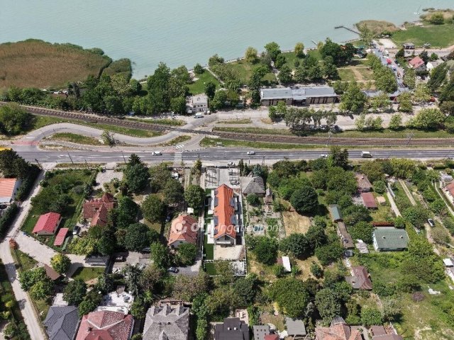 Eladó nyaraló, Balatonfűzfőn 83.9 M Ft, 2 szobás
