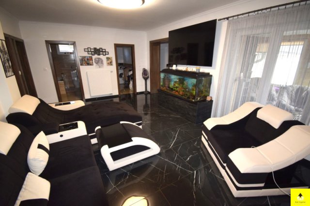 Eladó családi ház, Bükön 250 M Ft, 6 szobás