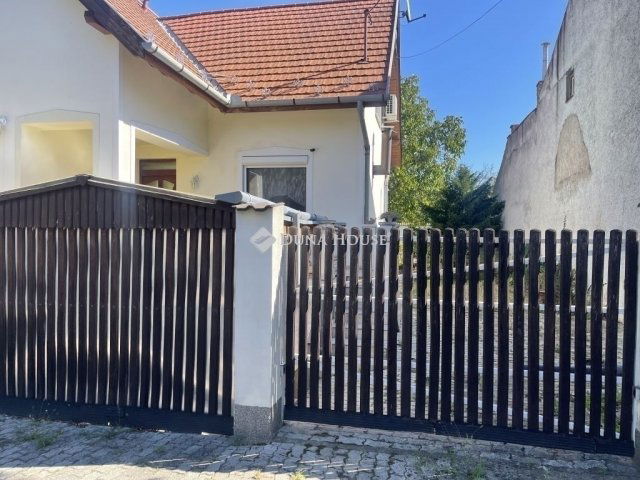 Eladó családi ház, Budapesten, XVIII. kerületben 169.9 M Ft