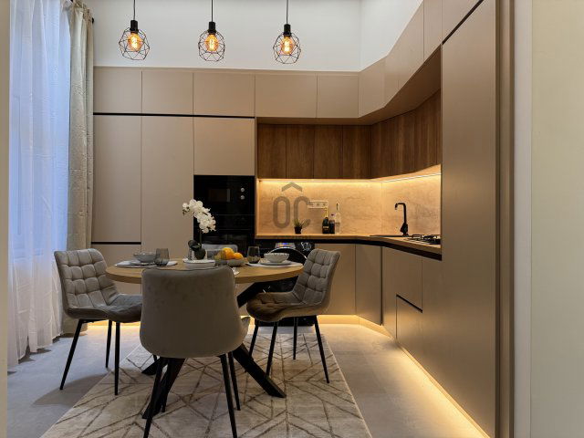 Eladó téglalakás, Budapesten, VI. kerületben, Izabella utcában