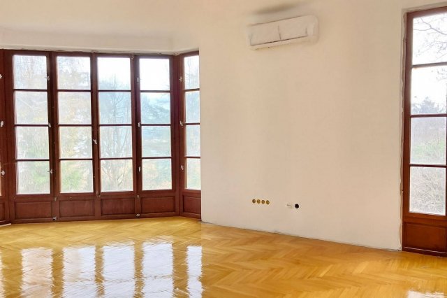 Eladó családi ház, Budapesten, II. kerületben 180 M Ft, 4 szobás
