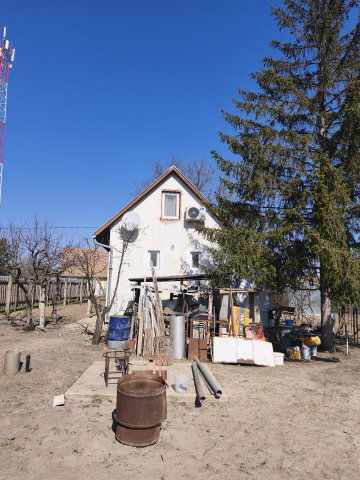 Eladó nyaraló, Szegeden 32.8 M Ft, 2+1 szobás