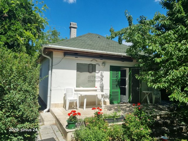 Eladó nyaraló, Balatonakarattyán 58 M Ft, 2 szobás