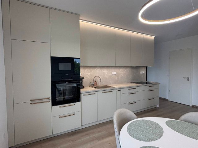 Kiadó téglalakás, albérlet, Tatán 370 E Ft / hó, 3 szobás