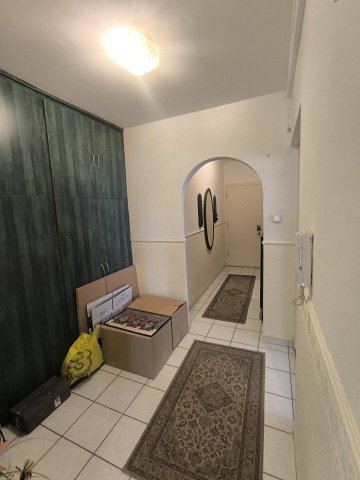 Eladó téglalakás, Szegeden 56.5 M Ft, 2+1 szobás