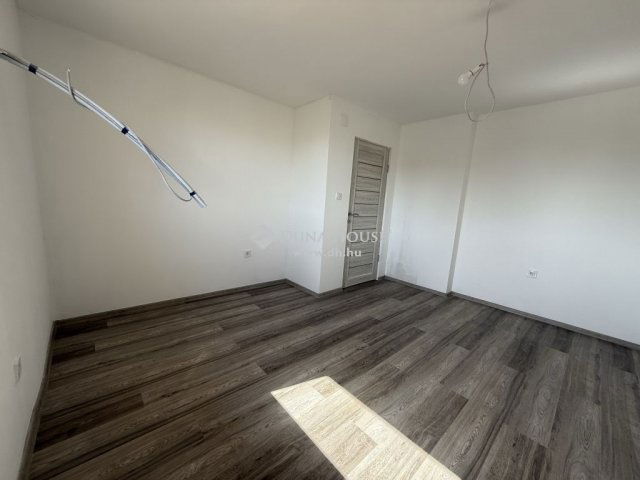 Eladó családi ház, Budapesten, XVIII. kerületben 69.9 M Ft
