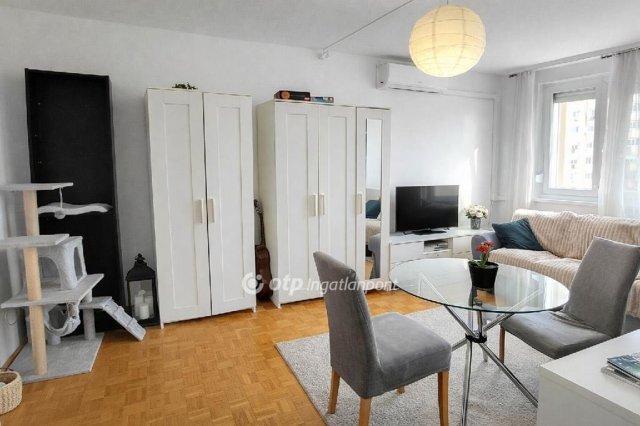 Eladó panellakás, Budapesten, III. kerületben 67 M Ft, 2 szobás