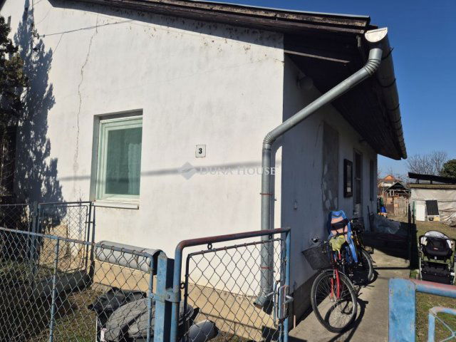 Eladó családi ház, Siófokon 51 M Ft, 4 szobás