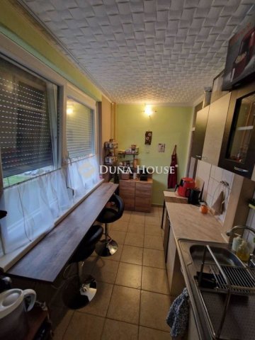 Kiadó panellakás, albérlet, Kecskeméten 150 E Ft / hó, 2 szobás