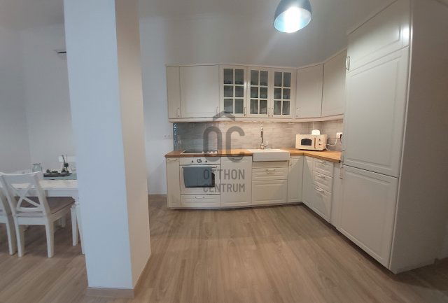 Eladó téglalakás, Siófokon 79.9 M Ft, 2 szobás