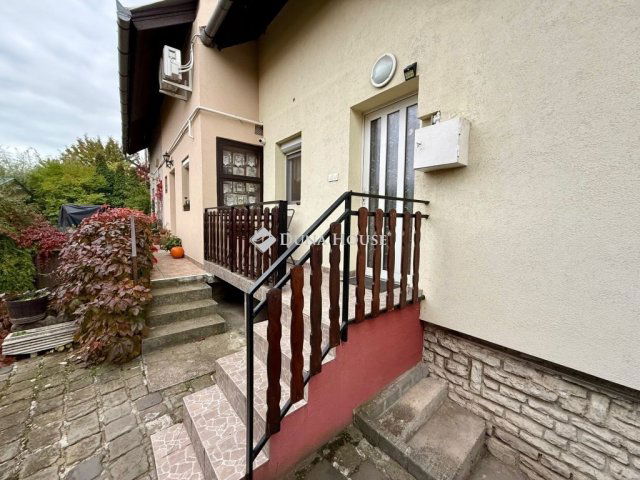 Eladó sorház, Veszprémben 82.5 M Ft, 4 szobás