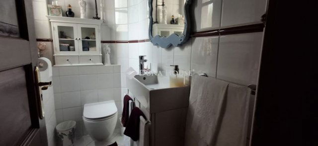 Eladó családi ház, Leányfaluban 285 M Ft, 5 szobás