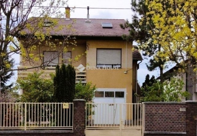 Eladó családi ház, Budapesten, XVII. kerületben 127.9 M Ft