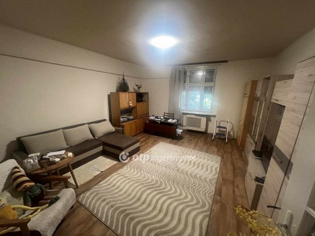 Eladó családi ház, Kecskeméten 65 M Ft, 4+1 szobás