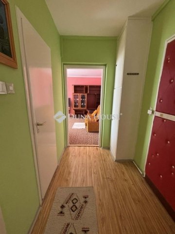 Eladó panellakás, Kecskeméten 44.9 M Ft, 2 szobás