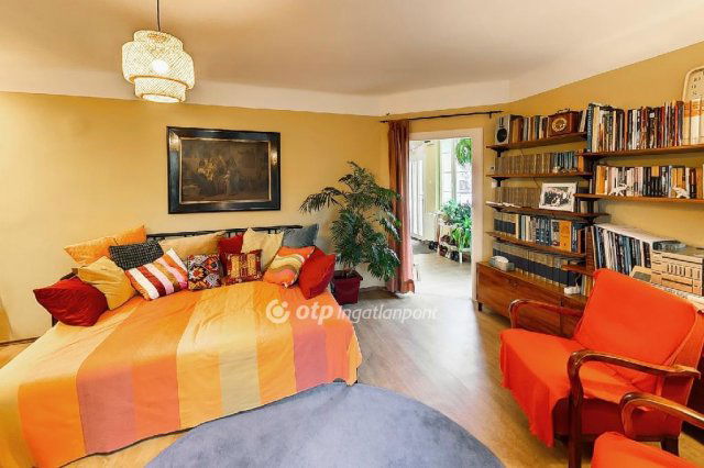 Eladó családi ház, Győrött 149.5 M Ft, 5+1 szobás