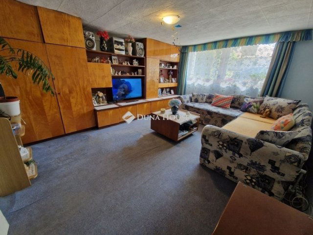 Eladó családi ház, Baján 10.99 M Ft, 3 szobás