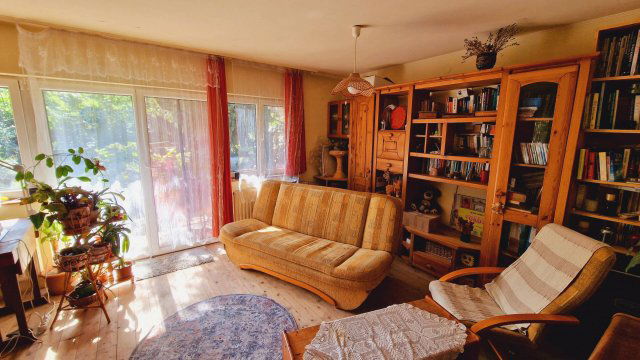 Eladó családi ház, Szigethalmon 85.9 M Ft, 6 szobás