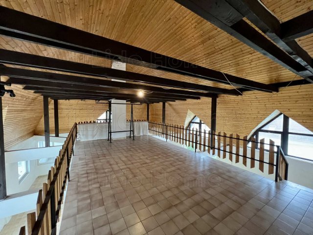 Eladó üzlethelyiség, Balatonlelleén 92.5 M Ft, 1 szobás