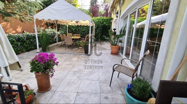 Eladó családi ház, Budapesten, II. kerületben 429.9 M Ft