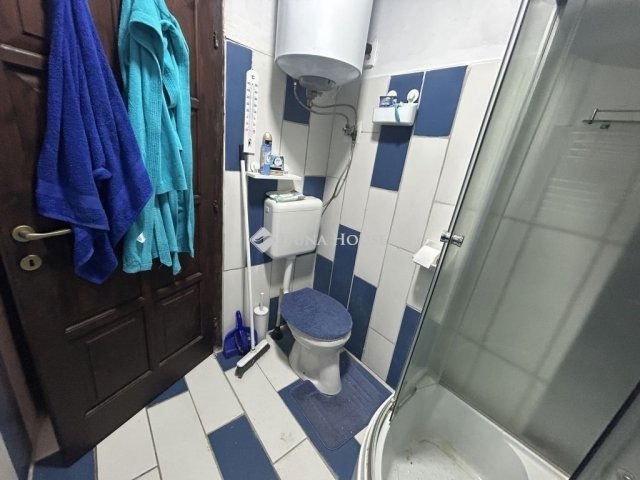 Eladó családi ház, Székesfehérvárott 77.5 M Ft, 6 szobás