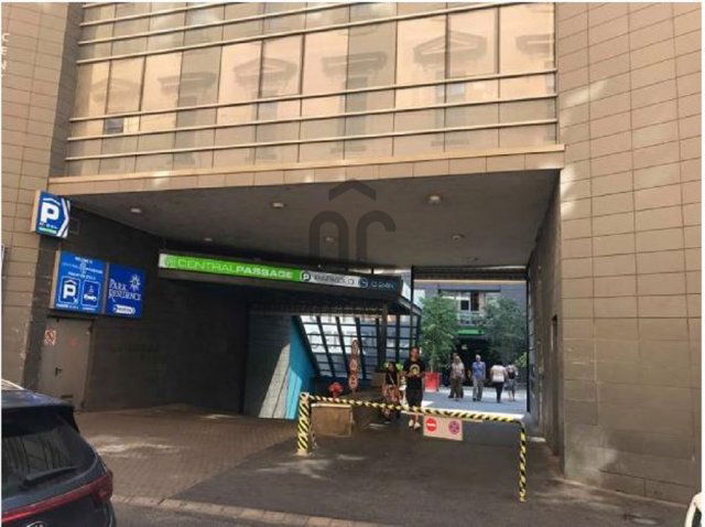 Eladó garázs, Budapesten, VI. kerületben 17 M Ft