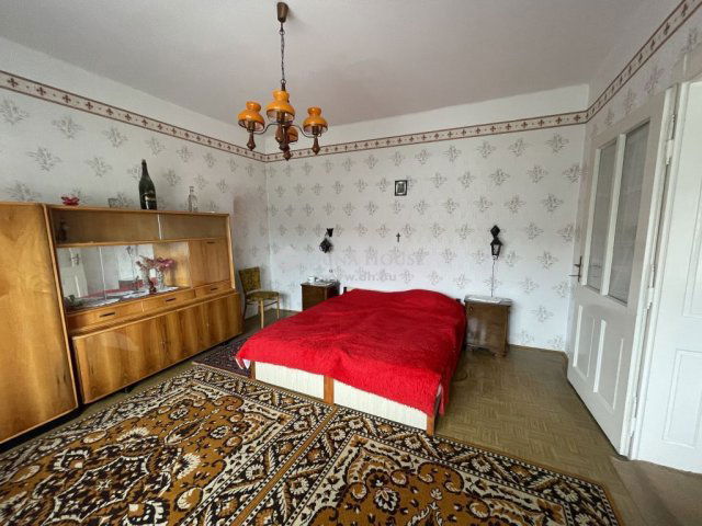 Eladó családi ház, Kecskeméten 33.5 M Ft, 3 szobás