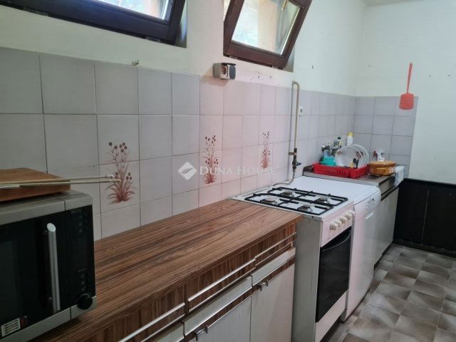 Eladó családi ház, Balatonszabadiban 65 M Ft, 5 szobás