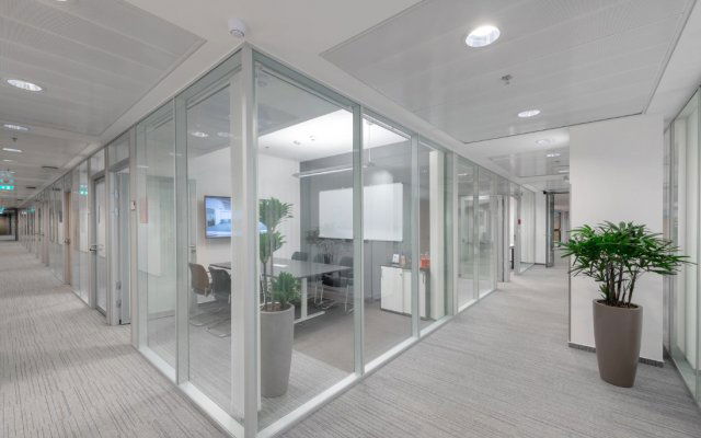 Kiadó iroda, Budapesten, V. kerületben, Széchenyi István téren