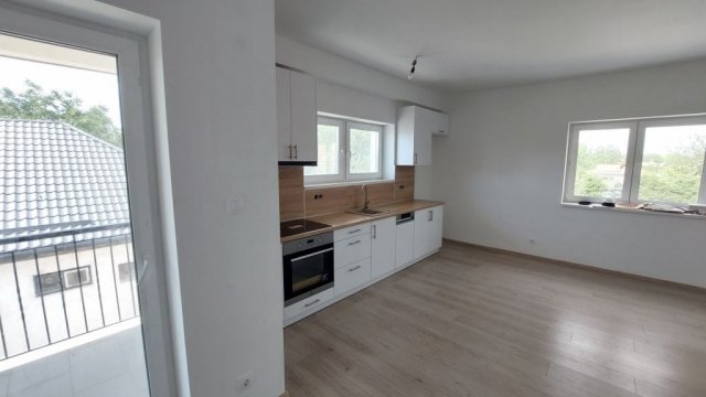 Eladó téglalakás, Besnyőn 32.9 M Ft, 2 szobás