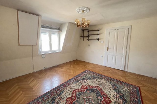 Eladó téglalakás, Budapesten, IV. kerületben, Berni utcában