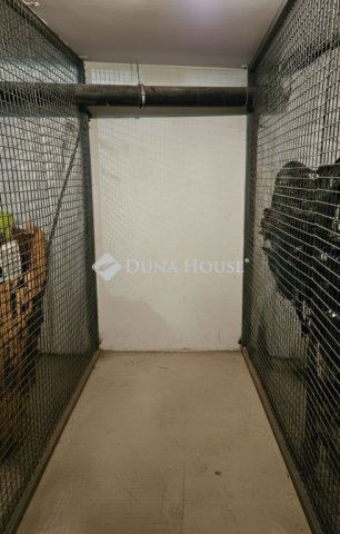 Eladó ipari ingatlan, Budapesten, XIII. kerületben, Csata utcában