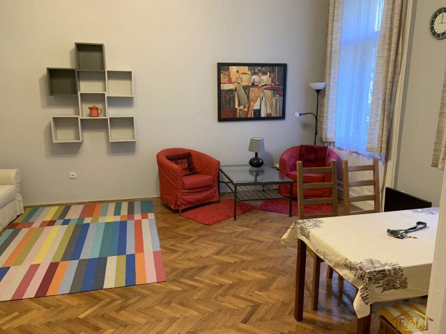 Kiadó téglalakás, albérlet, Budapesten, V. kerületben, 1 szobás