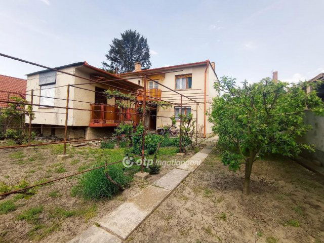 Eladó családi ház, Szarvason 55 M Ft, 2+2 szobás