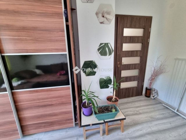 Eladó téglalakás, Budapesten, XX. kerületben 57.9 M Ft, 2 szobás