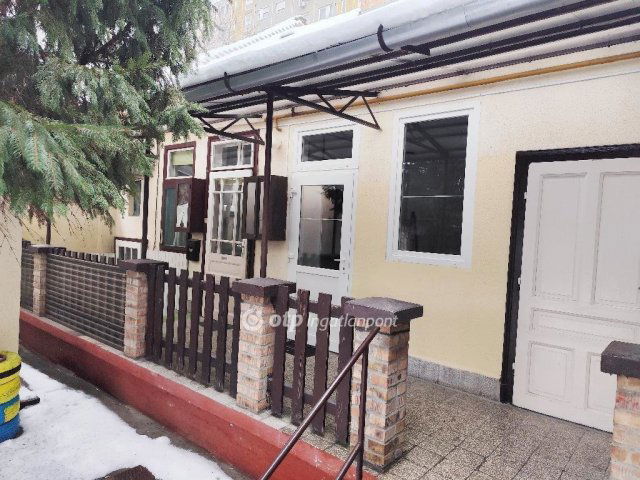 Eladó téglalakás, Budapesten, XIX. kerületben 34.9 M Ft