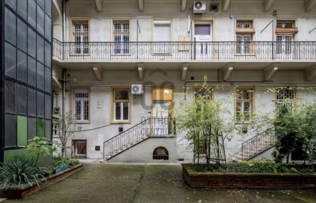 Eladó téglalakás, Budapesten, VI. kerületben 67 M Ft, 2 szobás