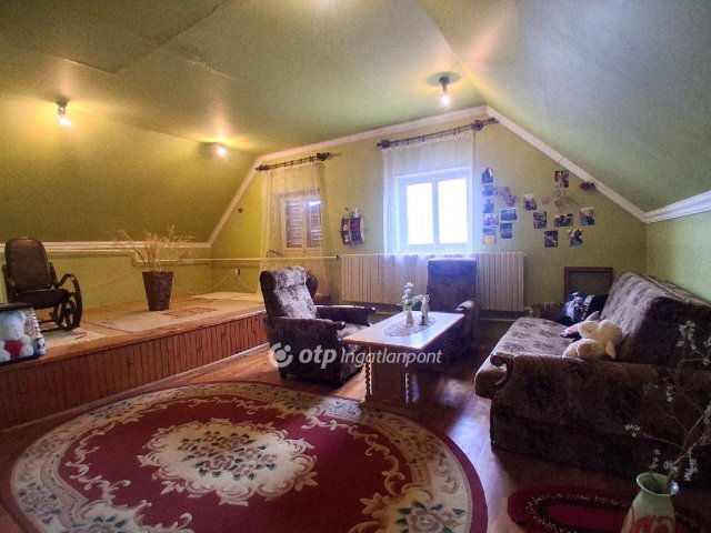 Eladó családi ház, Kiskunfélegyházán 85 M Ft, 3 szobás