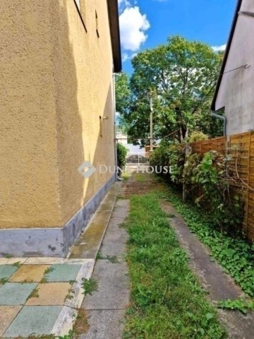 Eladó családi ház, Budapesten, XVII. kerületben 127.9 M Ft