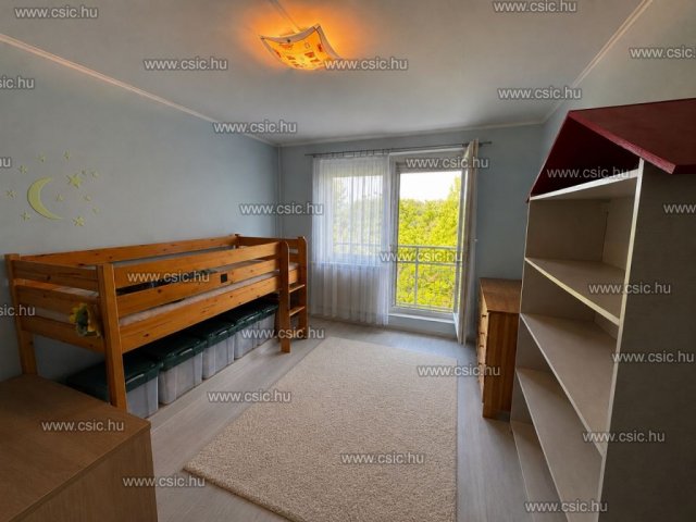 Eladó panellakás, Dunakeszin 87 M Ft, 3 szobás
