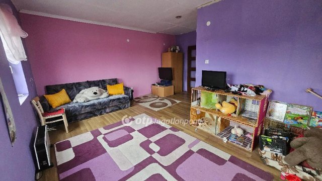 Eladó családi ház, Farmoson 36.9 M Ft, 4 szobás
