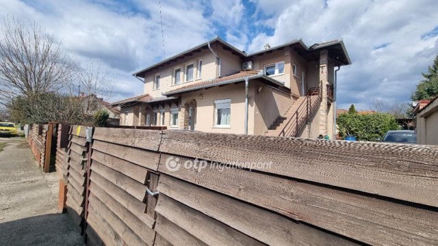 Eladó téglalakás, Gyömrőn 45.9 M Ft, 2 szobás