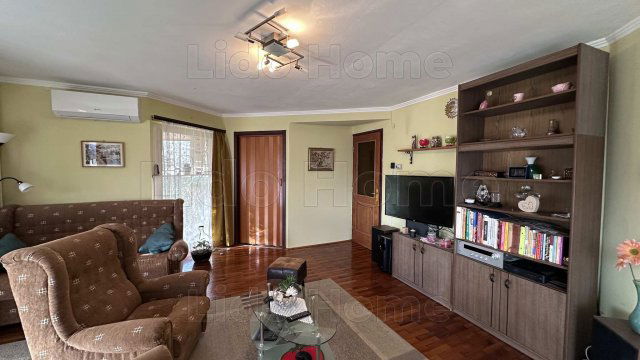 Eladó családi ház, Marcaliban 84 M Ft, 7 szobás