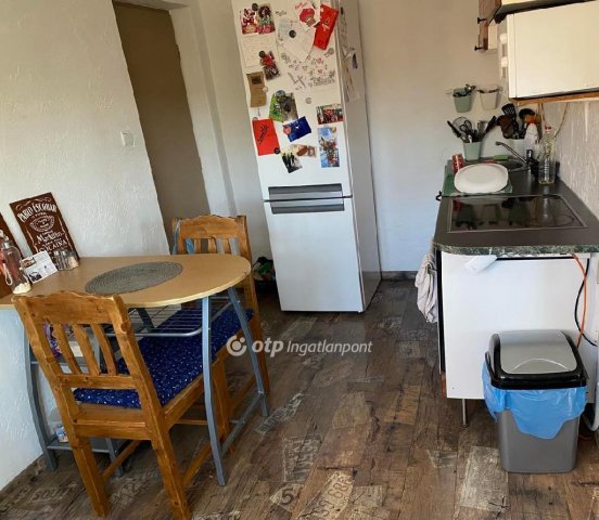 Eladó családi ház, Kerepesen 86.9 M Ft, 5 szobás