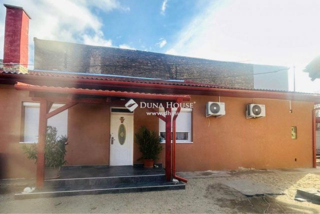 Eladó családi ház, Budapesten, XX. kerületben 49.9 M Ft