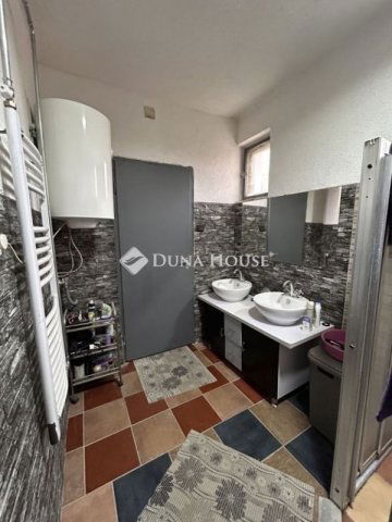 Eladó családi ház, Nagybaracskán 19.99 M Ft, 2 szobás